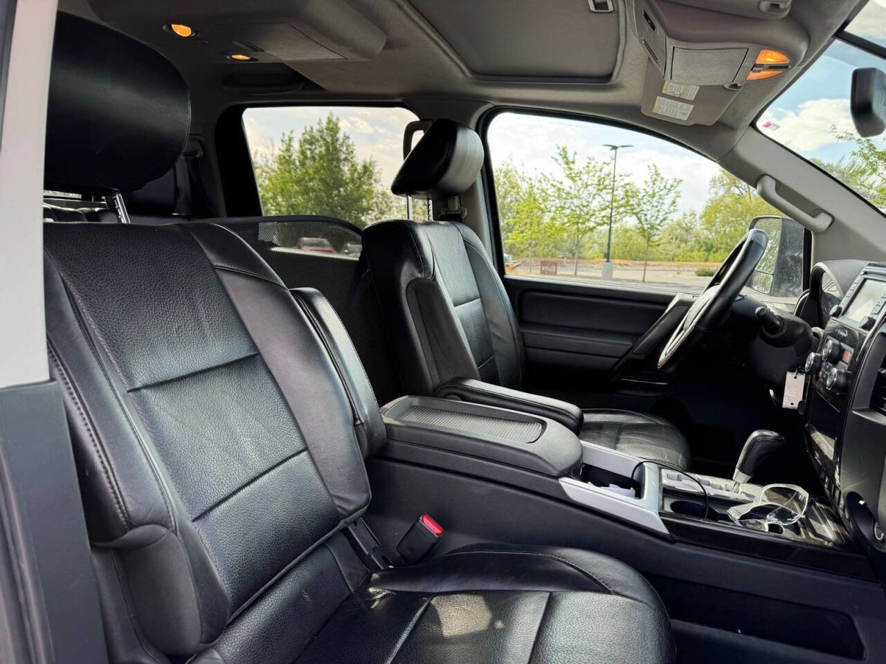 Used 2013 Nissan Titan SL AWD/4WD image 14