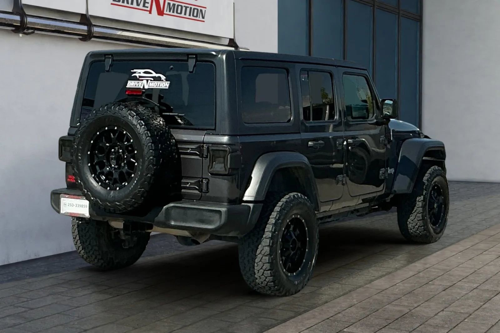 Used 2018 Jeep Wrangler Unlimited Sport S image 4