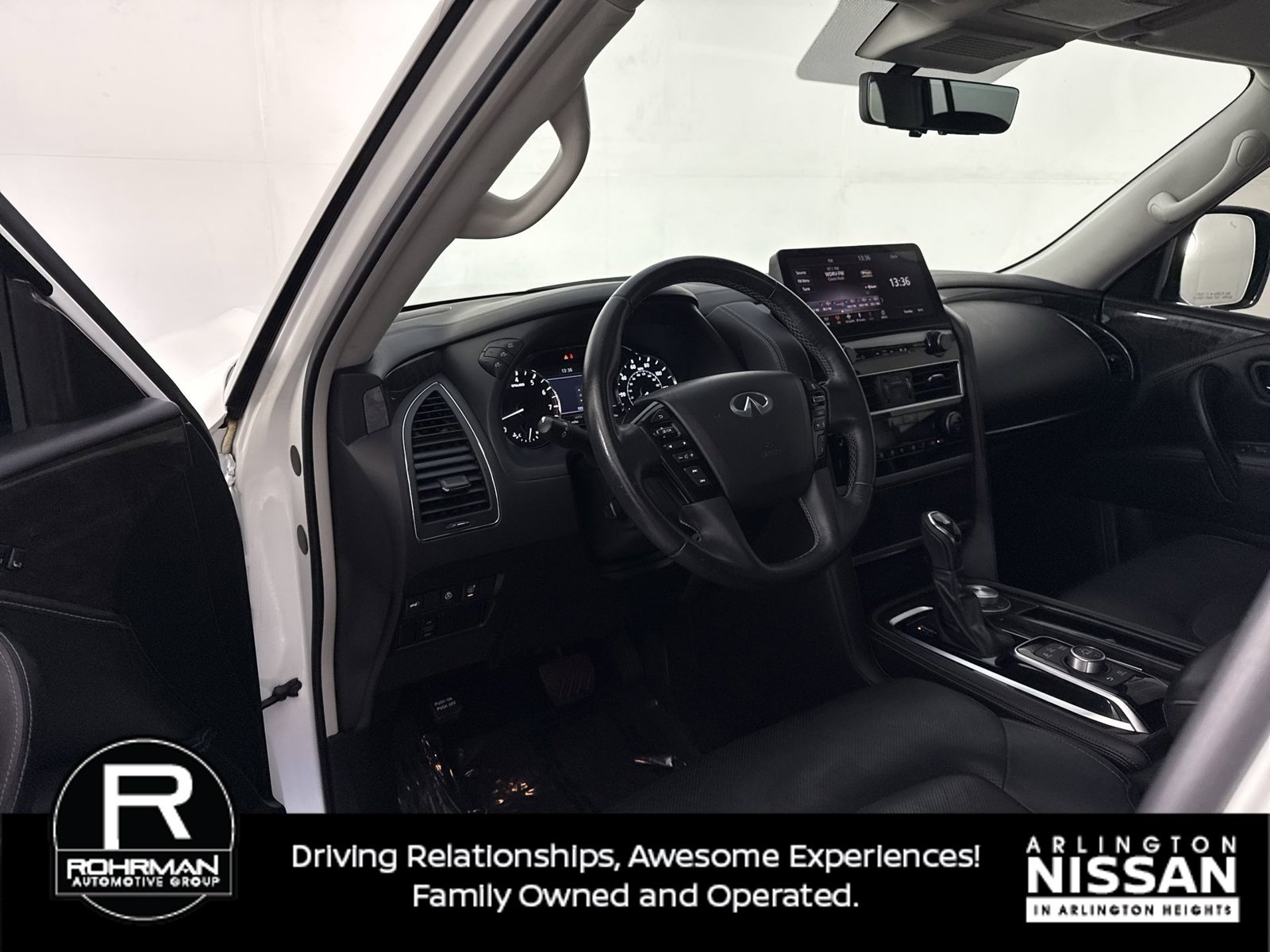 Used 2024 INFINITI QX80 Luxe AWD/4WD image 4