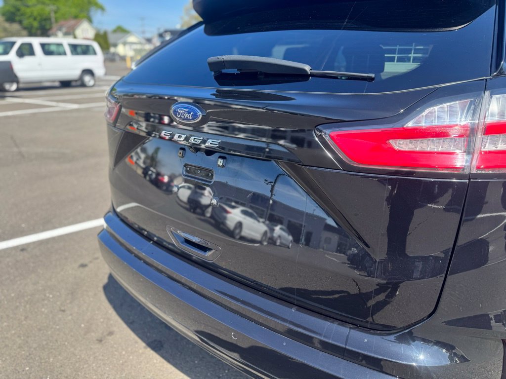 Used 2022 Ford Edge ST-Line AWD/4WD image 14