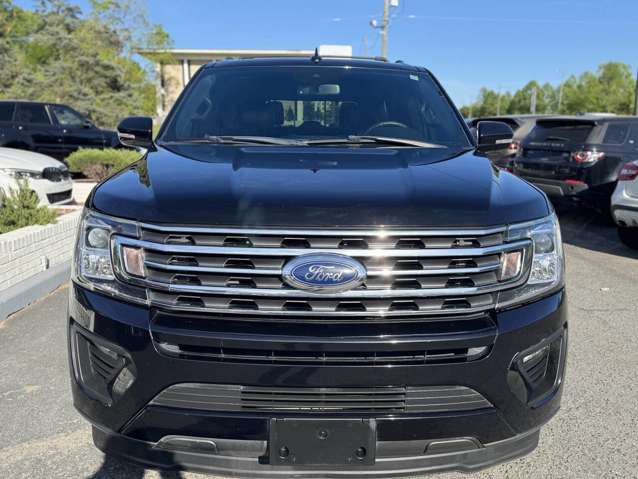 Used 2020 Ford Expedition XLT w/ Equipment Group 202A image 2