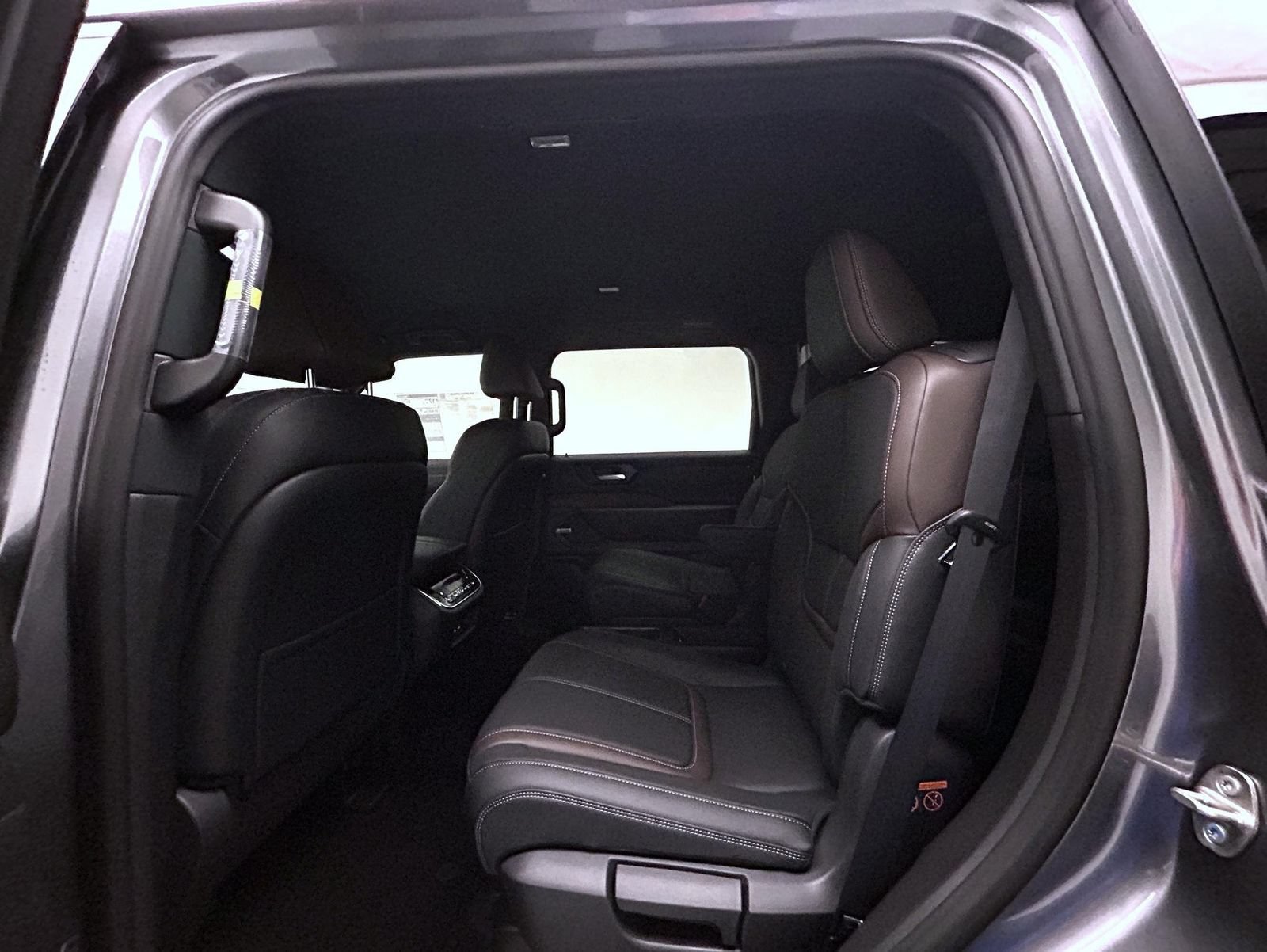 New 2026 Nissan Armada SL w/ Captain's Chari Seat Package AWD/4WD image 20