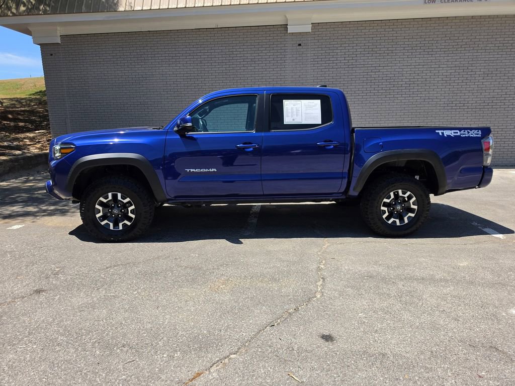 Used 2023 Toyota Tacoma TRD Off-Road w/ TRD Premium Off Road Package AWD/4WD image 24