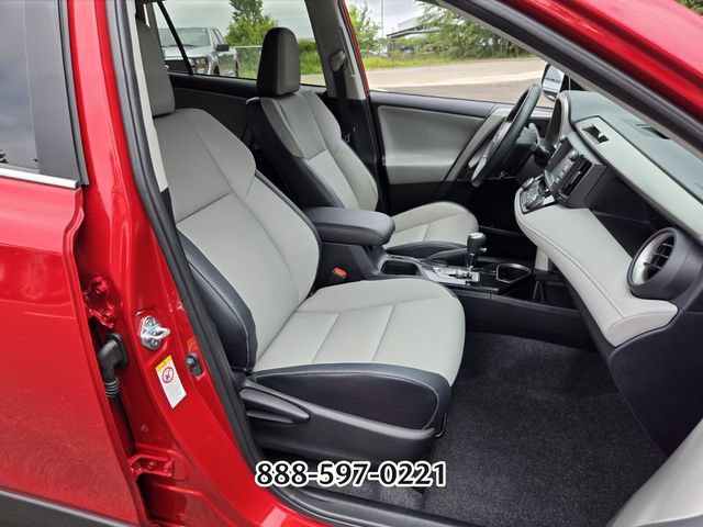 Used 2017 Toyota RAV4 Limited AWD/4WD image 20