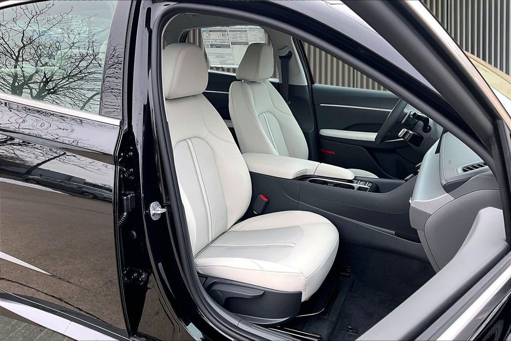 New 2026 Hyundai Sonata SEL image 9