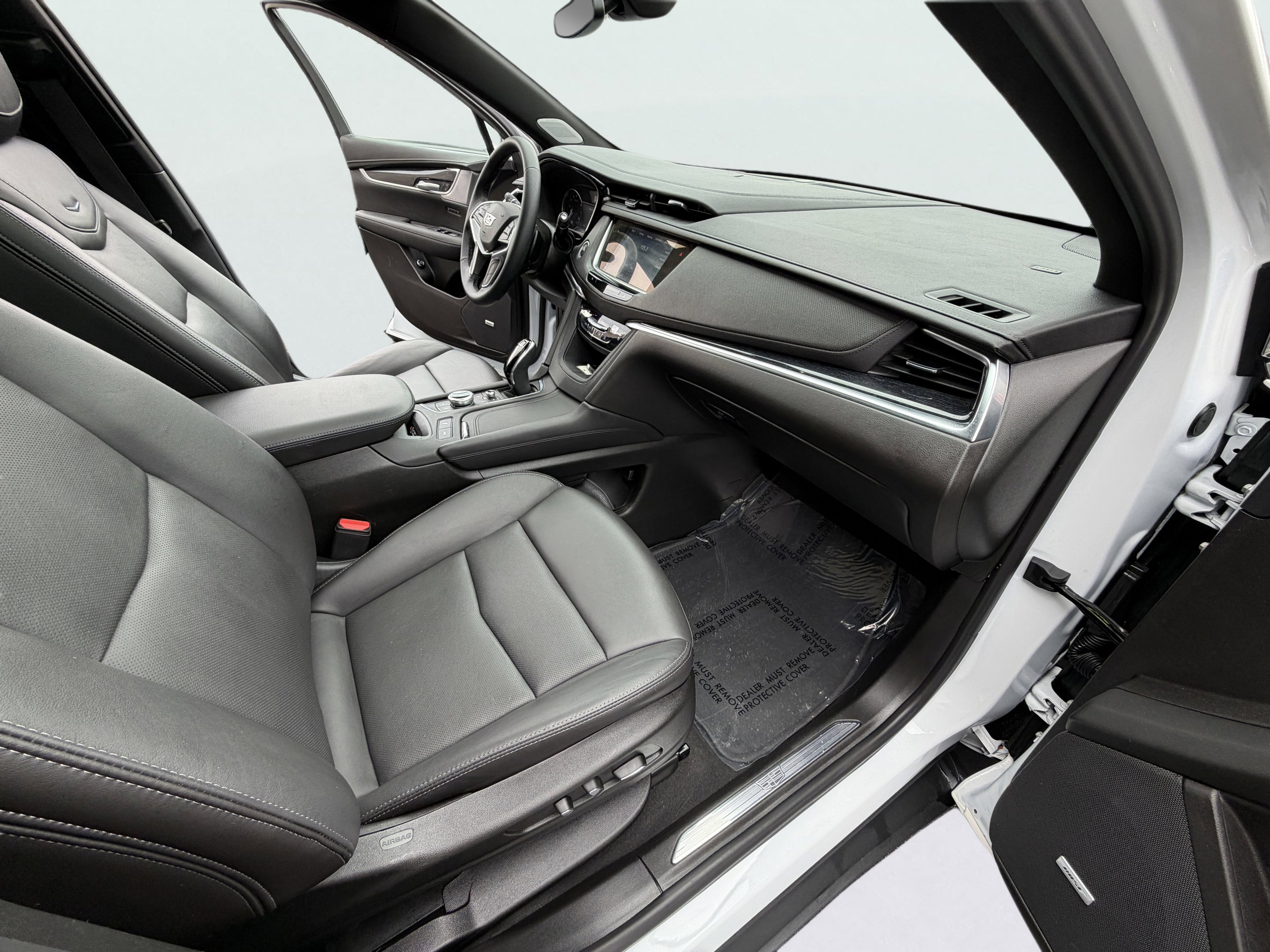 Used 2025 Cadillac XT5 Premium Luxury image 27