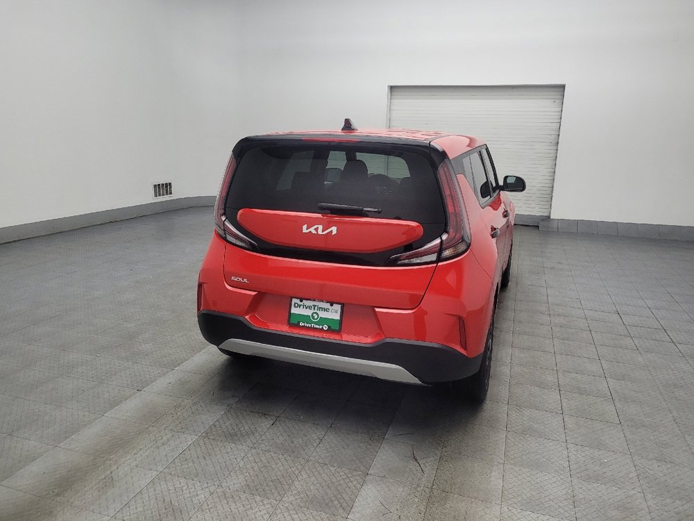 Used 2025 Kia Soul S FWD image 7