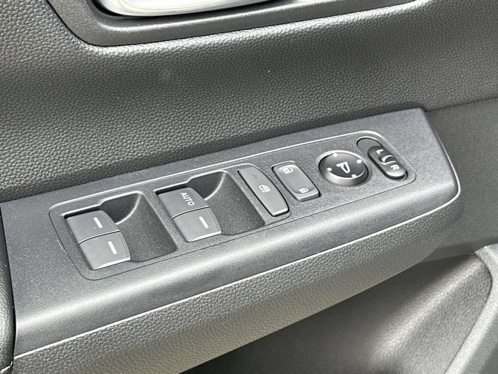 Certified 2025 Honda CR-V LX image 15