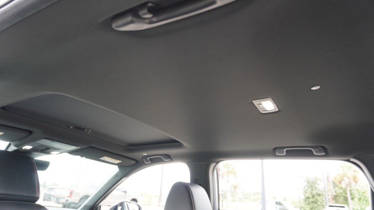 Used 2025 Honda CR-V Sport Touring image 33