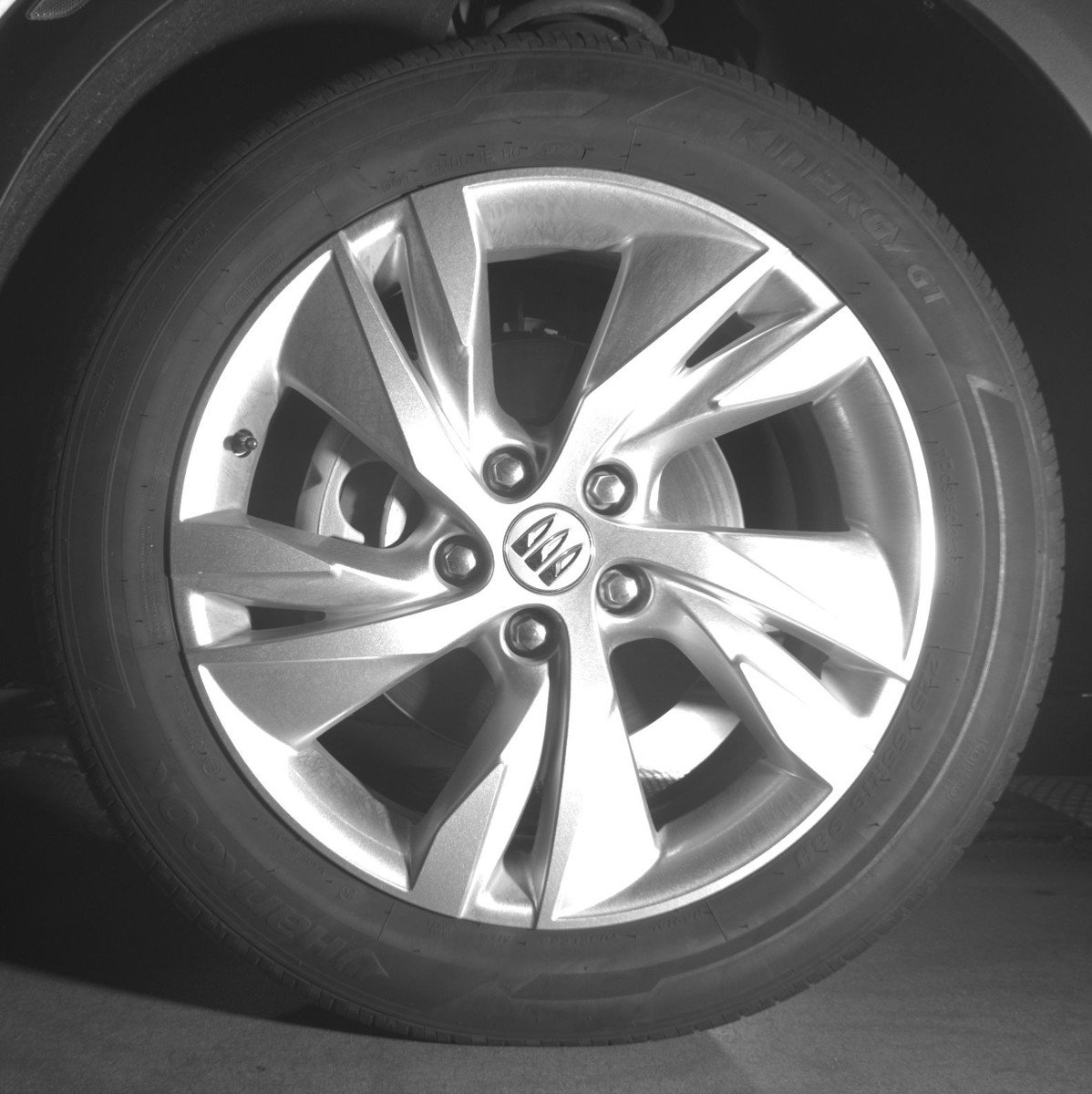 Used 2025 Buick Encore GX Preferred AWD/4WD image 11