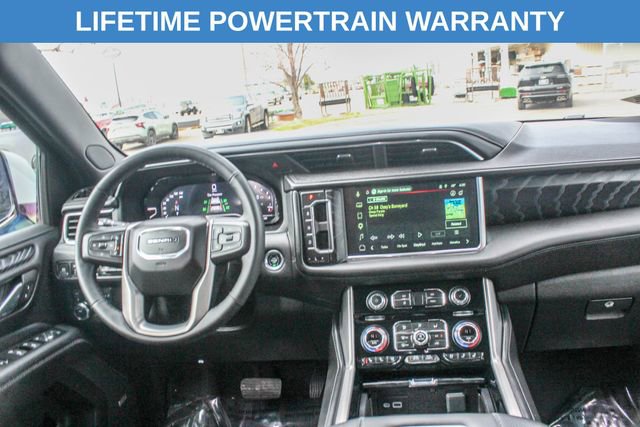 Used 2023 GMC Yukon XL Denali image 17