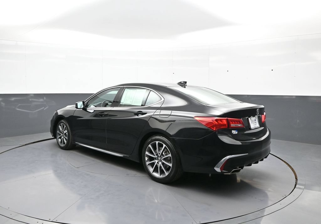 Used 2018 Acura TLX w/ Technology Package FWD image 8