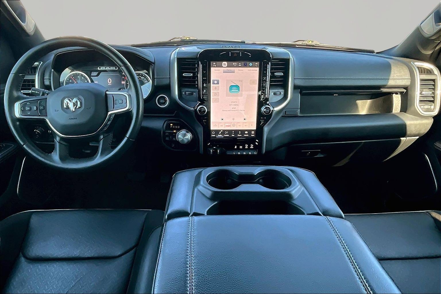 Used 2023 RAM 1500 Laramie AWD/4WD image 6