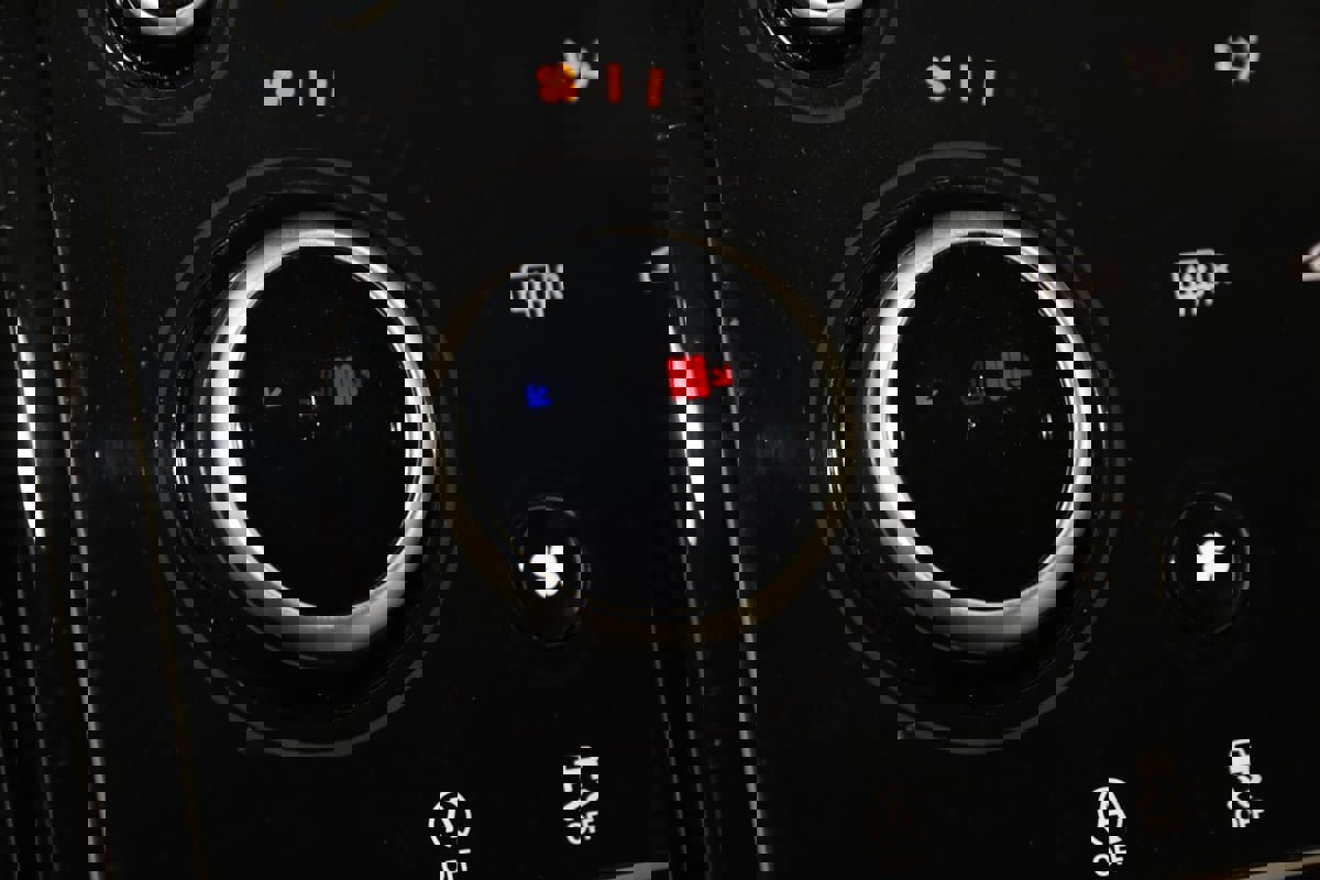 Used 2022 Land Rover Range Rover Evoque R-Dynamic S image 8