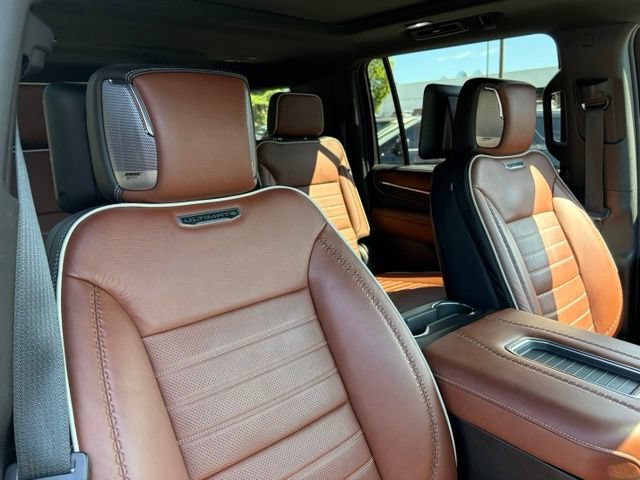 Used 2024 GMC Yukon XL Denali Ultimate AWD/4WD image 30