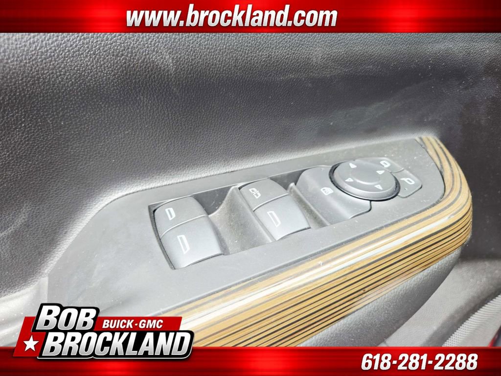 Used 2023 GMC Acadia SLE w/ Driver Convenience Package FWD image 36