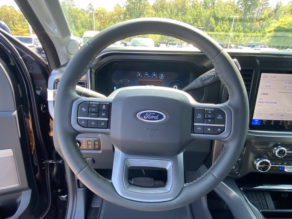 New 2026 Ford F350 Lariat w/ Black Appearance Package AWD/4WD image 13