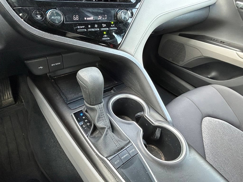 Used 2023 Toyota Camry LE FWD image 27