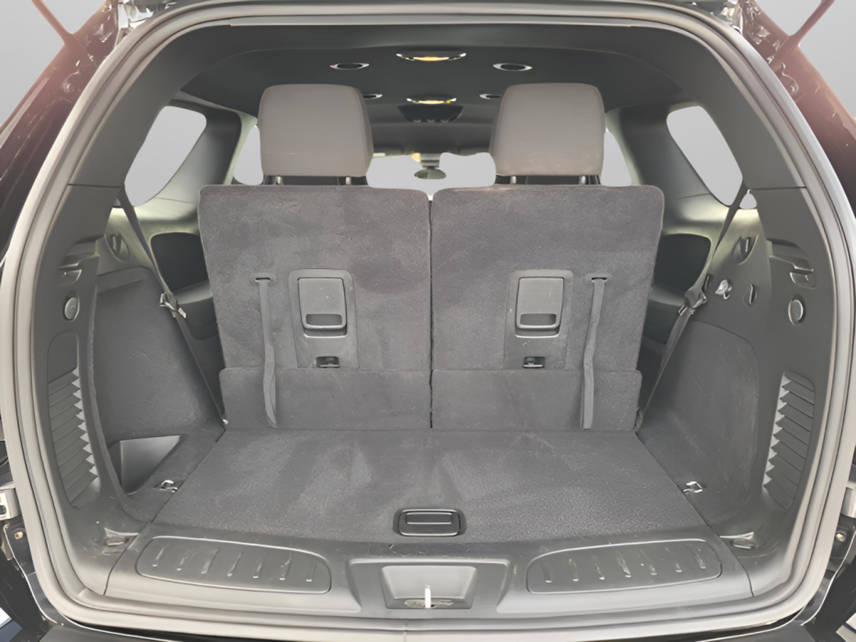 Used 2024 Dodge Durango SXT w/ 3rd Row Seating Group image 9