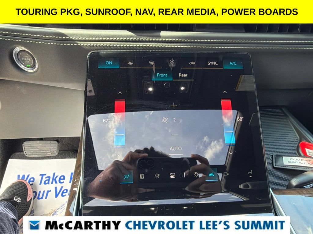 Used 2026 Cadillac Escalade Platinum Sport w/ LPO, ONYX Package AWD/4WD image 10
