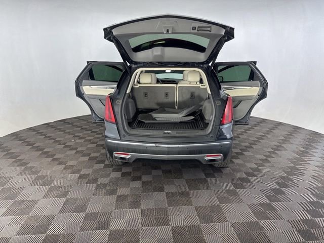 Used 2021 Cadillac XT5 Premium Luxury AWD/4WD image 16