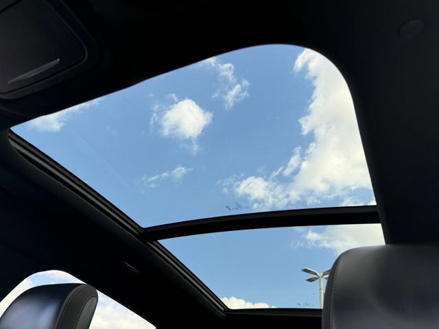 Used 2024 Lincoln Nautilus Reserve w/ Equipment Group 202A AWD/4WD image 11