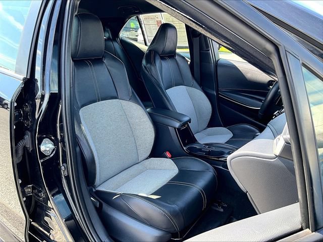 Used 2024 Toyota Corolla XSE FWD image 11