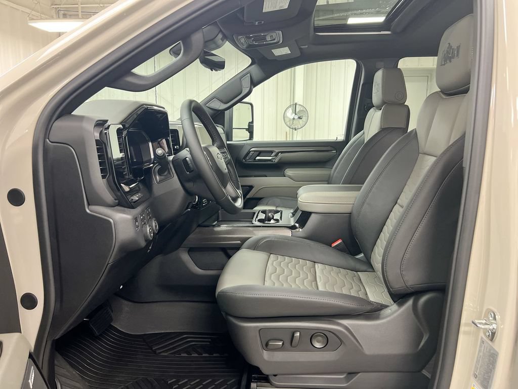 New 2026 Chevrolet Silverado 2500 ZR2 w/ ZR2 Bison Edition AWD/4WD image 21