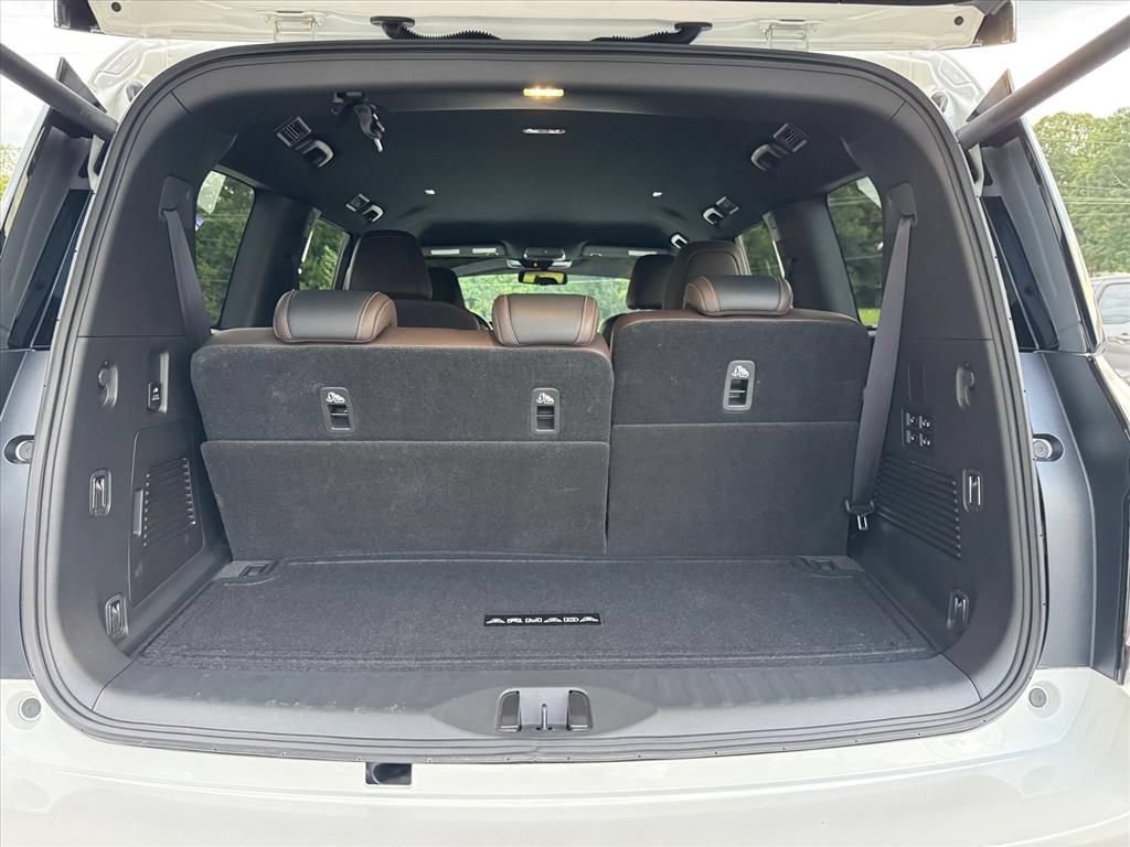 Certified 2025 Nissan Armada SL w/ Captain's Chari Seat Package AWD/4WD image 10