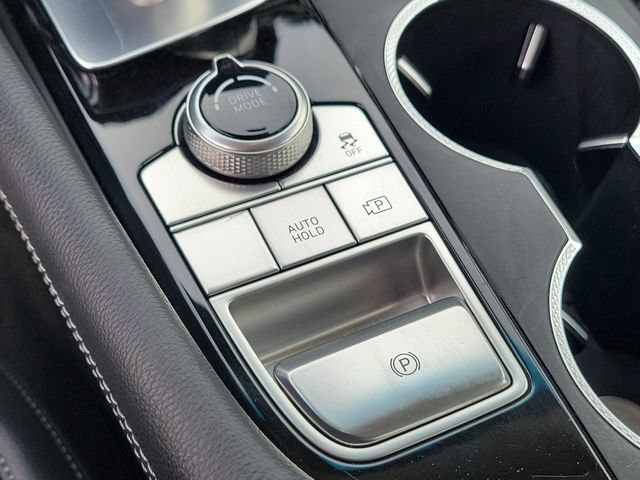 Used 2025 Genesis G70 2.5T AWD/4WD image 32