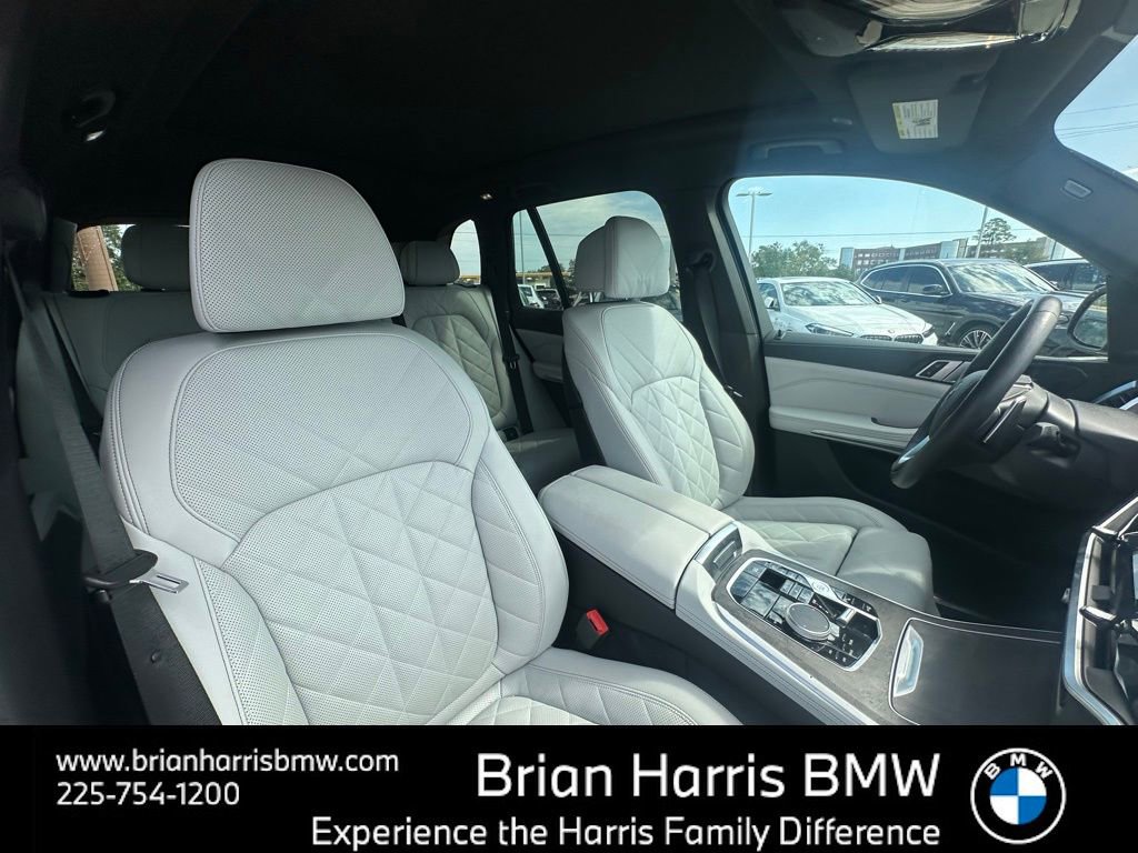 Used 2024 BMW X5 xDrive40i w/ Premium Package image 30