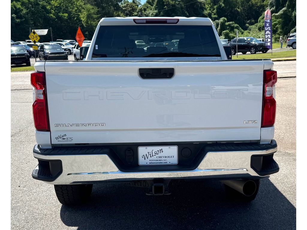 Used 2023 Chevrolet Silverado 2500 LTZ AWD/4WD image 4