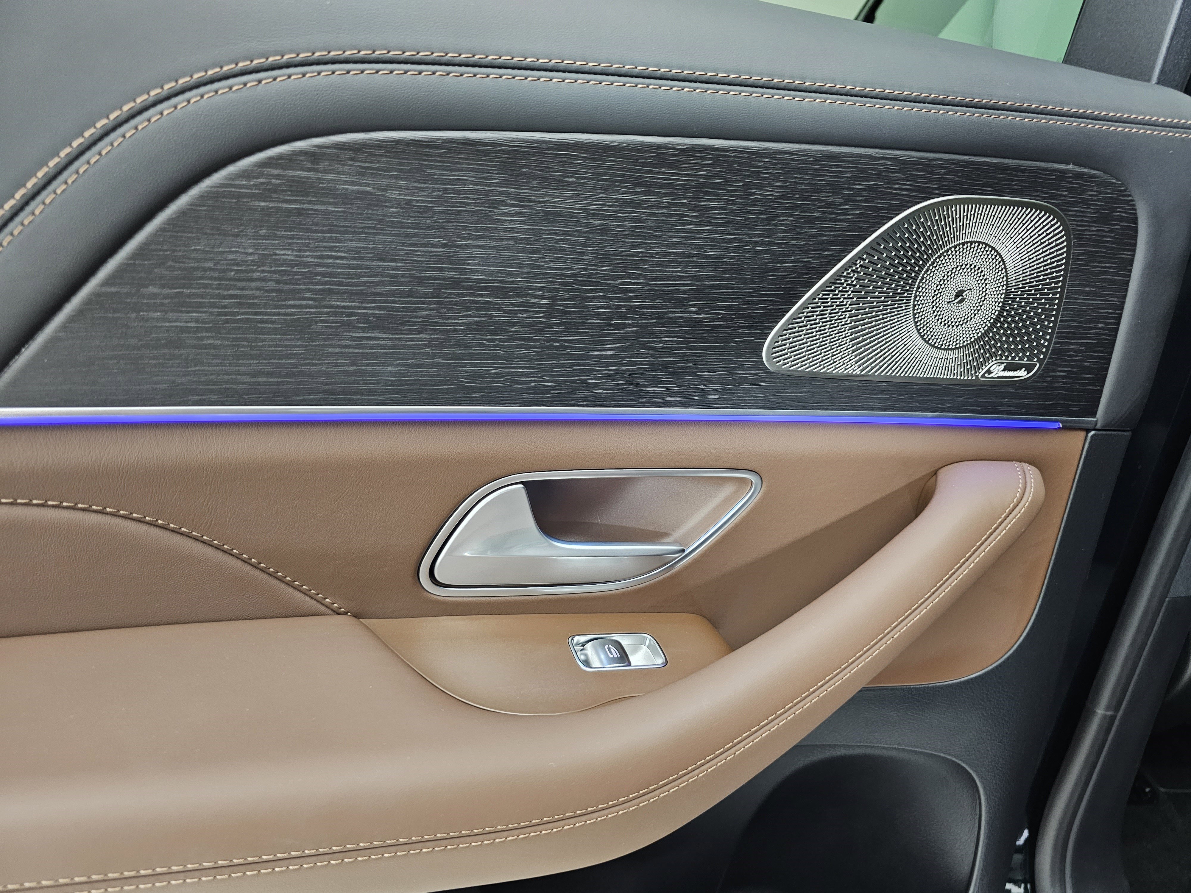 Certified 2025 Mercedes-Benz GLE 53 AMG 4MATIC image 23