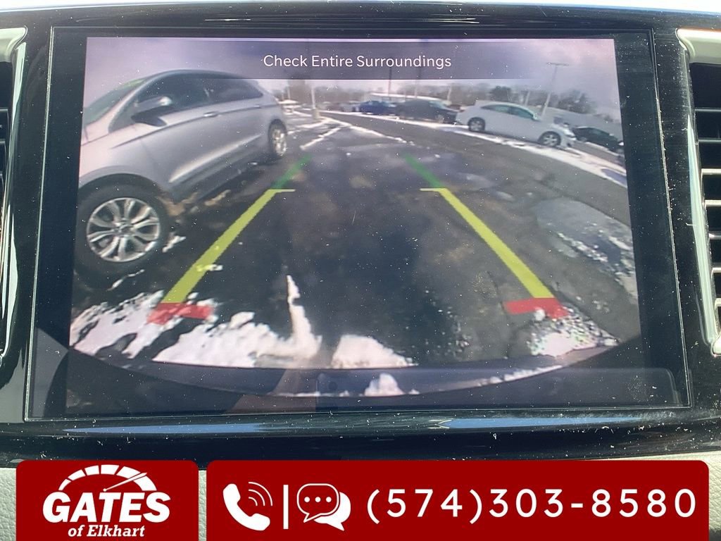 Used 2023 Chrysler Pacifica Touring-L FWD image 19