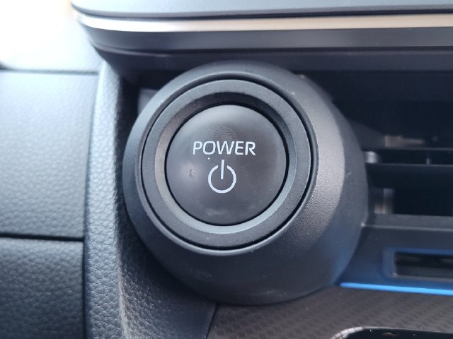Used 2024 Toyota Prius XLE FWD image 14