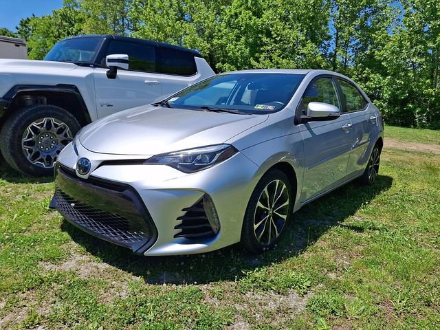 Used 2017 Toyota Corolla XSE w/ Carpet Mat Package (TMS) FWD image 3