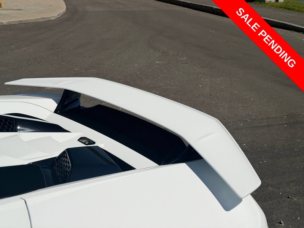 Used 2023 Lamborghini Huracan Tecnica RWD image 11