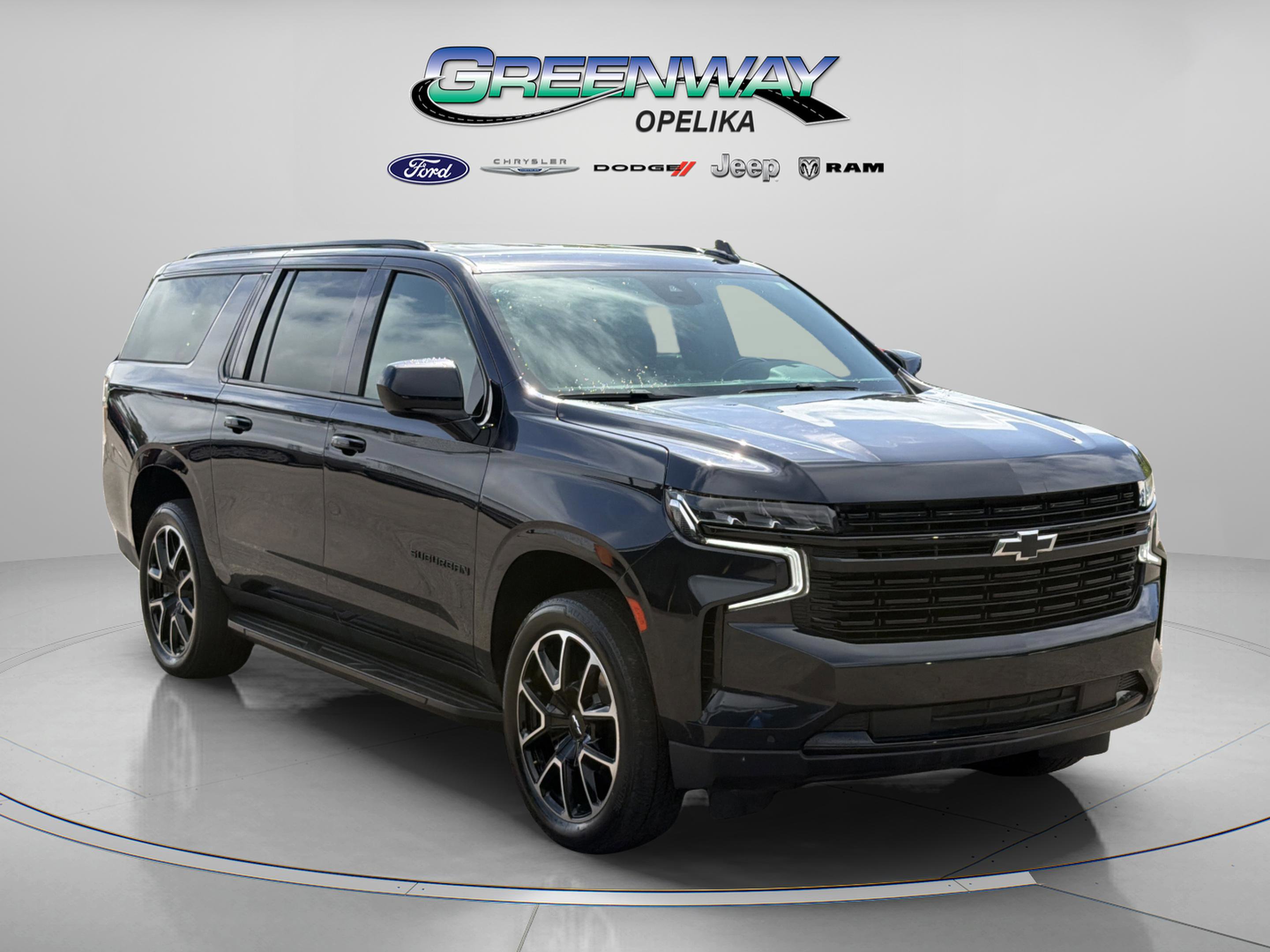 Used 2023 Chevrolet Suburban RST image 1