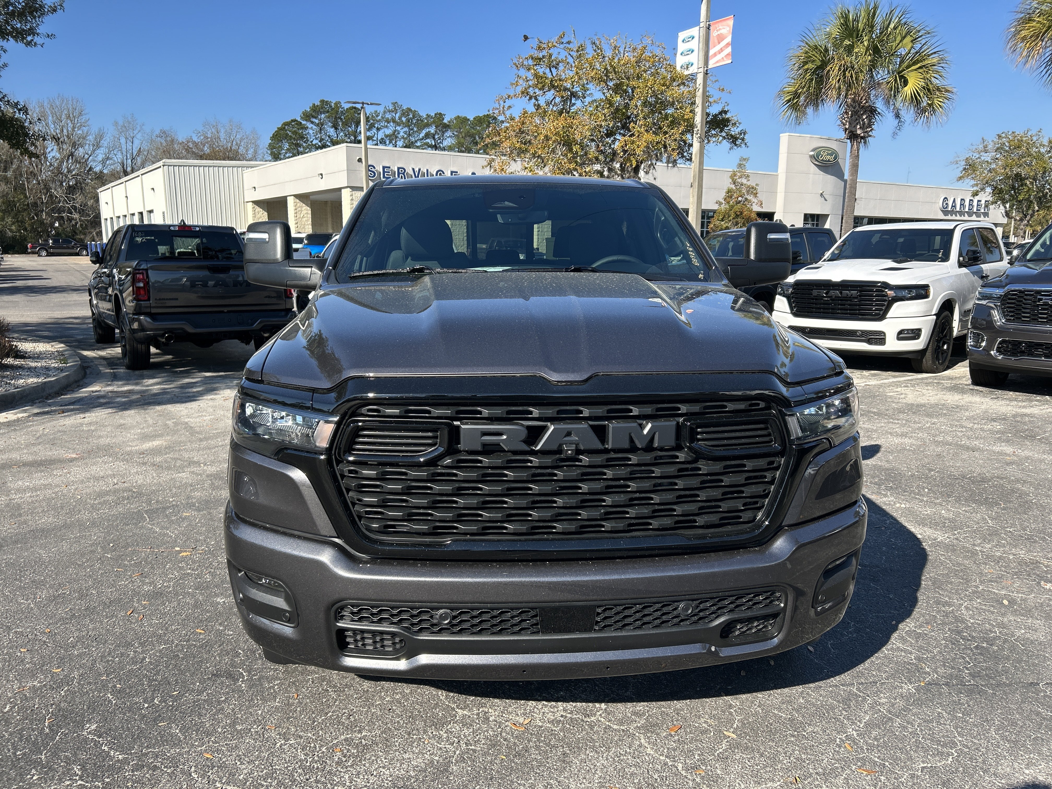New 2026 RAM 1500 4x4 Crew Cab image 2