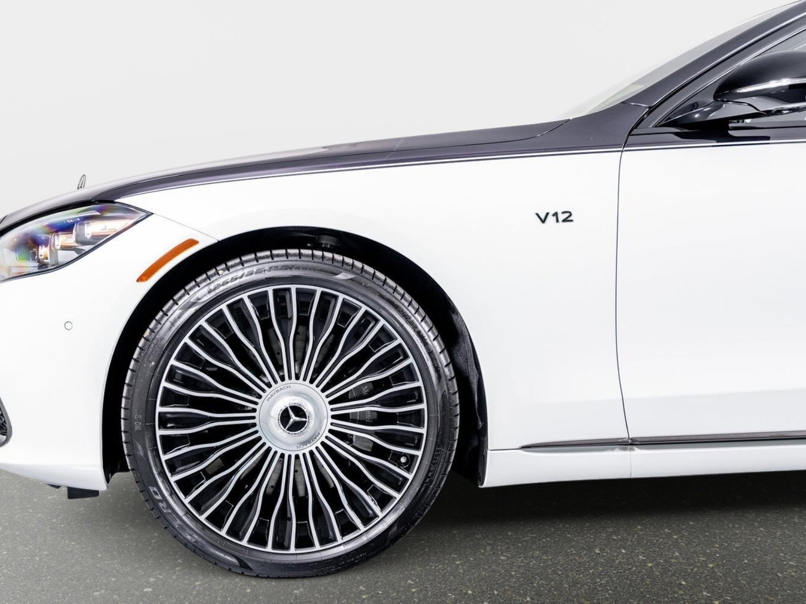 Used 2025 Mercedes-Benz Maybach S 680 4MATIC image 23