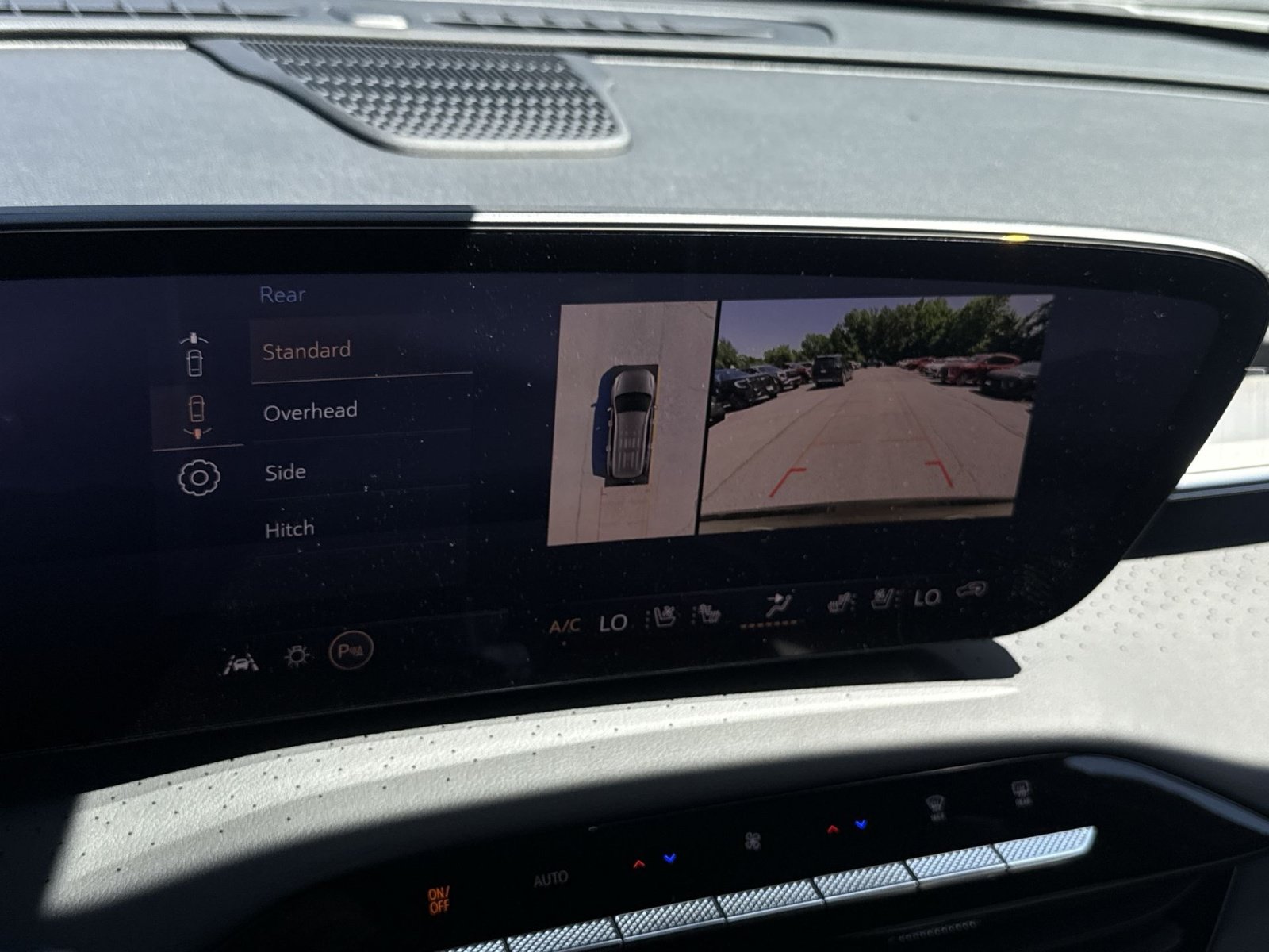 New 2026 Buick Enclave Avenir w/ Super Cruise Package FWD image 19