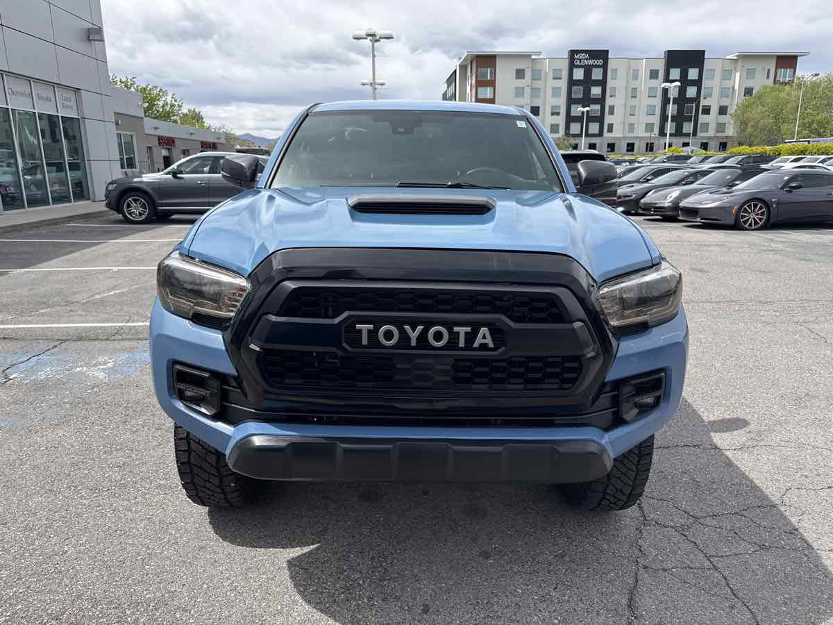 Used 2018 Toyota Tacoma 4x4 Double Cab image 3