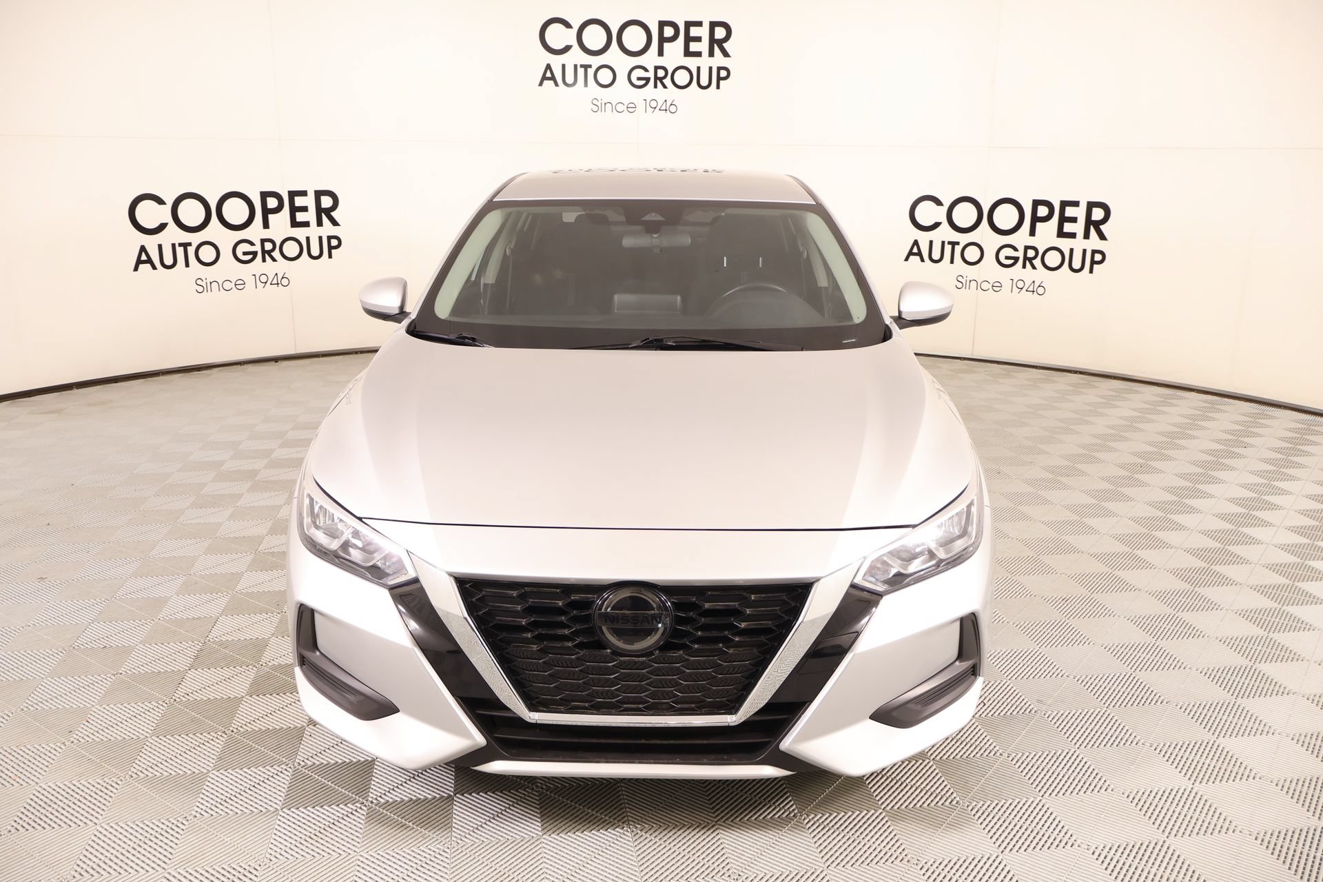 Used 2023 Nissan Sentra SV FWD image 8