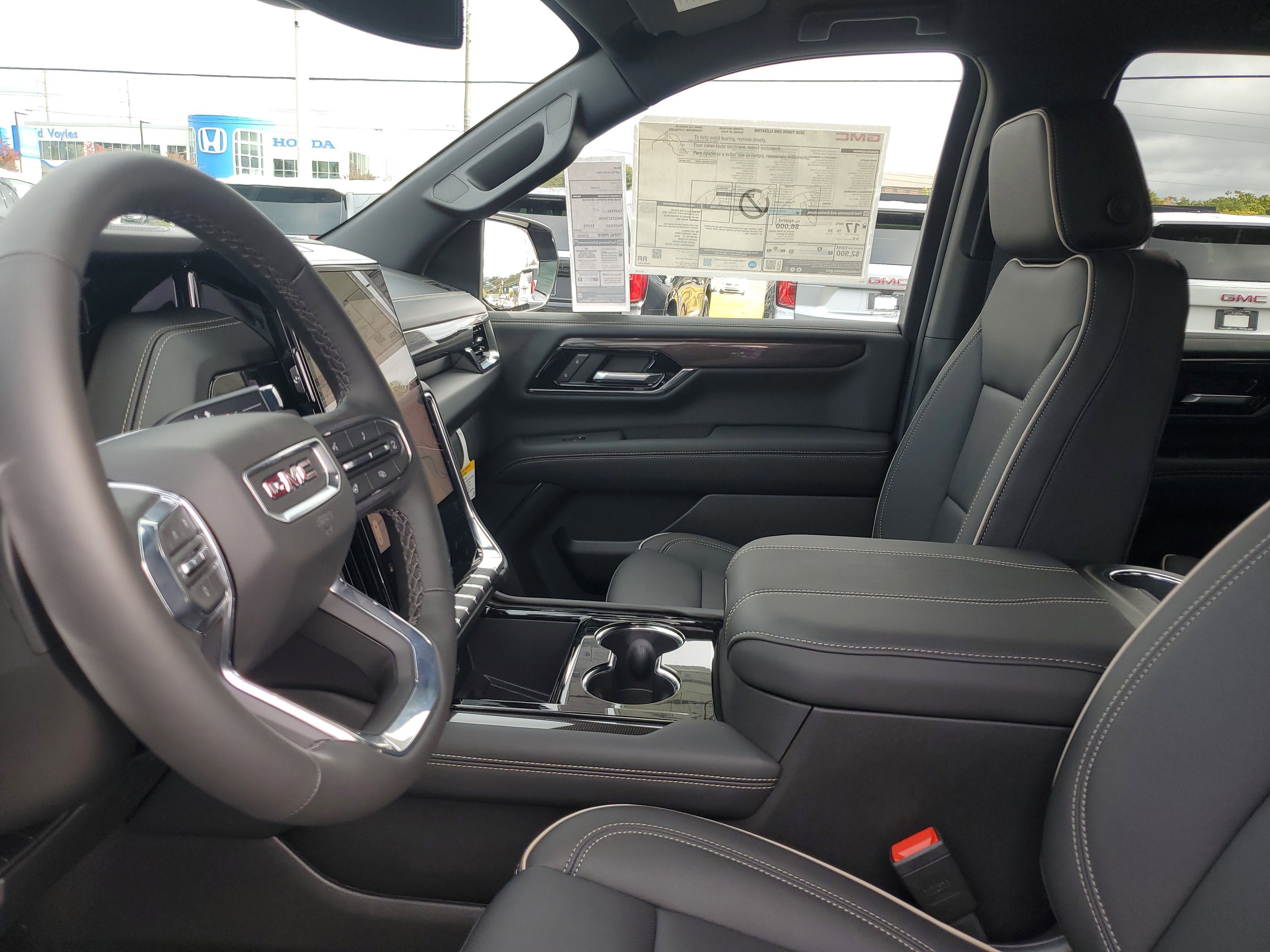 New 2026 GMC Yukon Elevation image 17