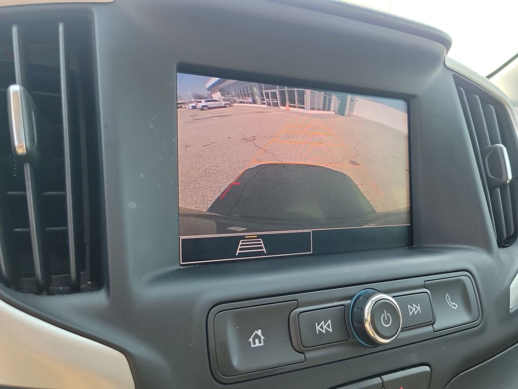 Used 2023 GMC Terrain SLE w/ Driver Convenience Package image 28