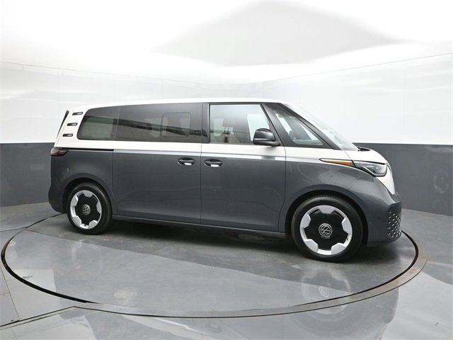 New 2025 Volkswagen ID. Buzz Pro S Plus image 17