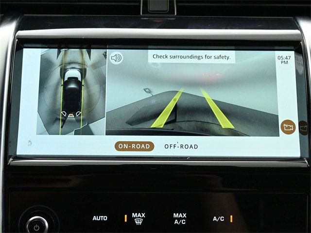 Used 2021 Land Rover Discovery Sport SE image 29