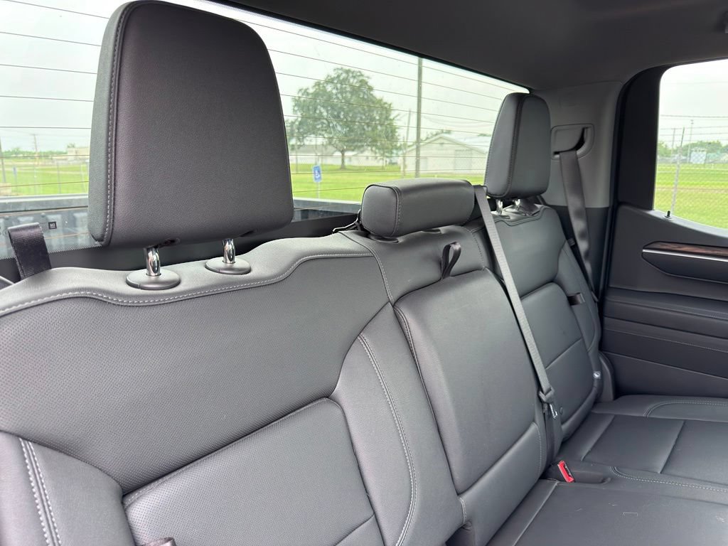Used 2025 GMC Sierra 1500 SLT AWD/4WD image 34
