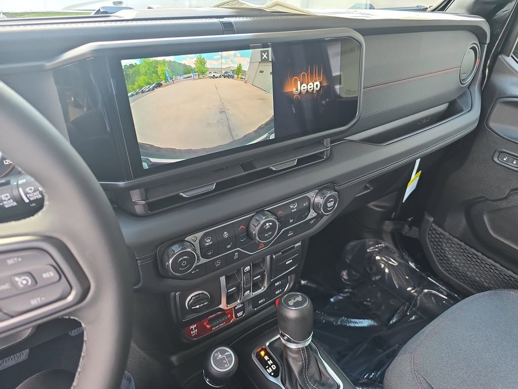 New 2026 Jeep Wrangler Unlimited Rubicon AWD/4WD image 20