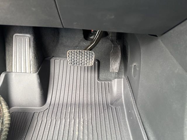 New 2026 Chevrolet Equinox LT w/ Convenience Package II image 13